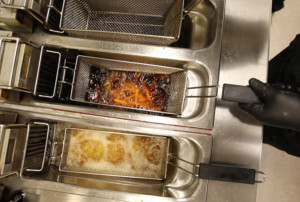 Wenn's heiß hergeht: Friteuse Großküche