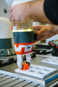 Raus aus dem Käfig: Cobot Handguiding